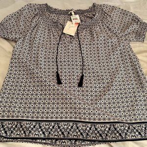 NWT Joie silk boho blue and white short-sleeved peasant blouse with tassle ties